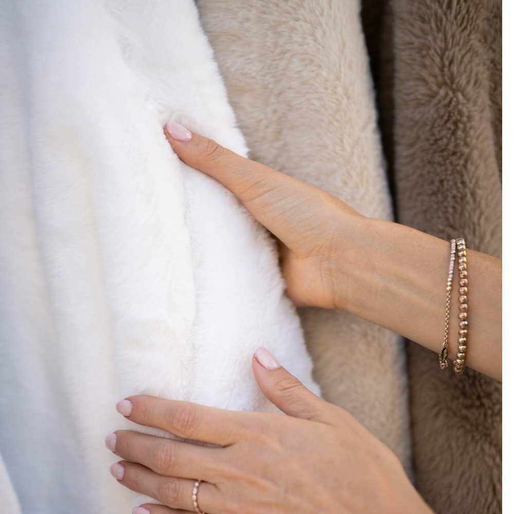 Fresh Snowfall Medium Throw