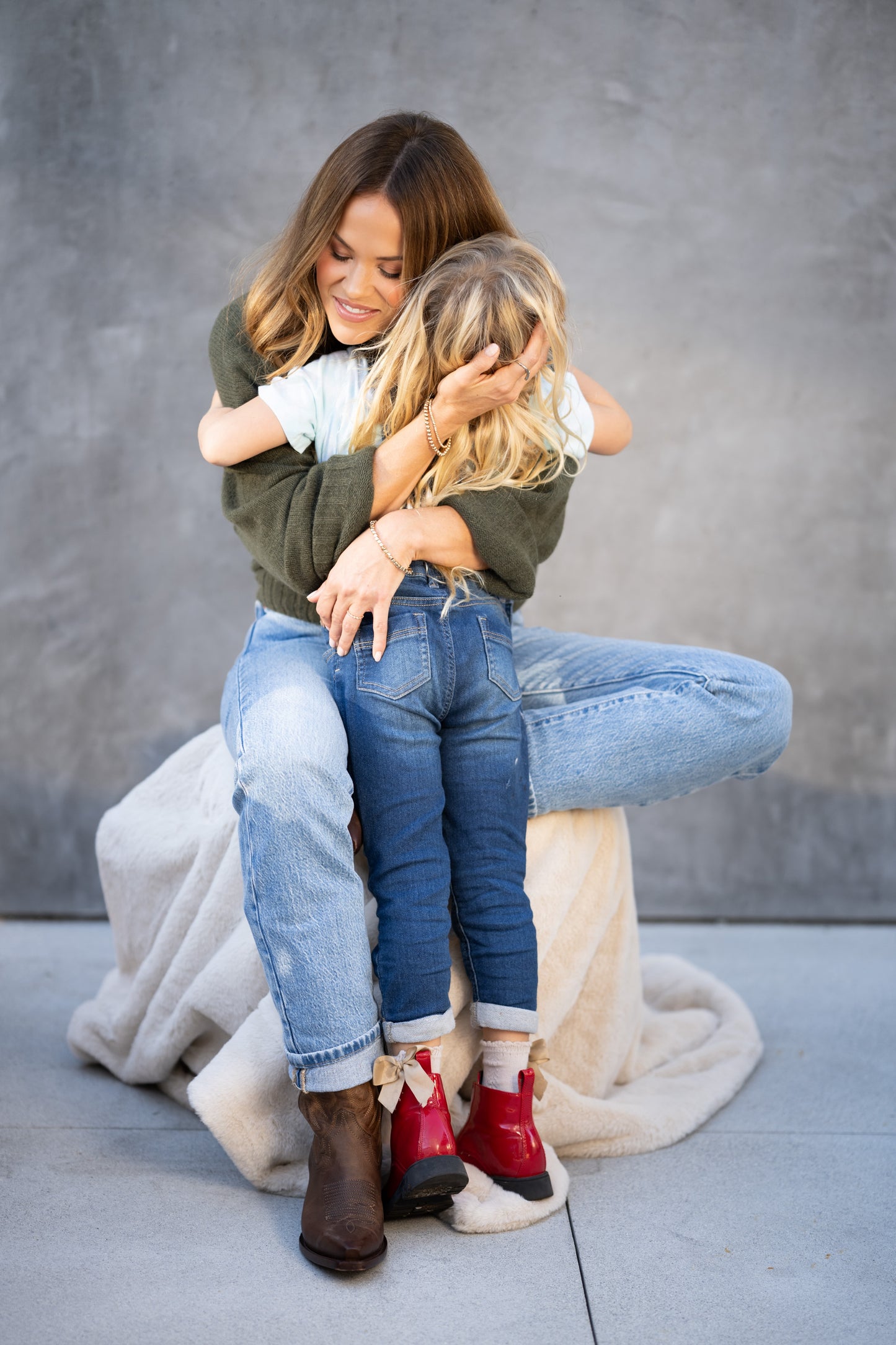 The Joy Luxury Blanket