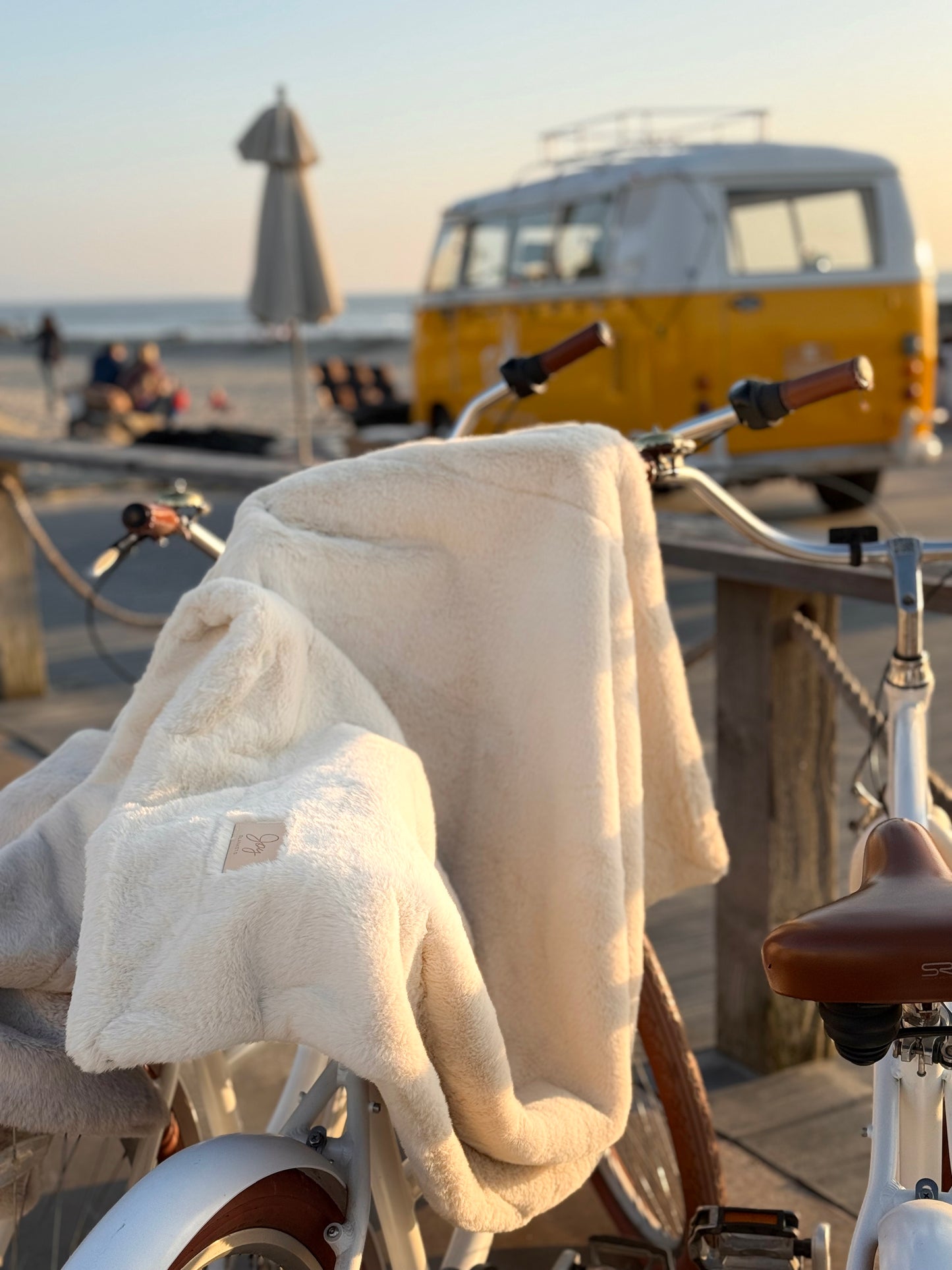 The Joy Luxury Blanket