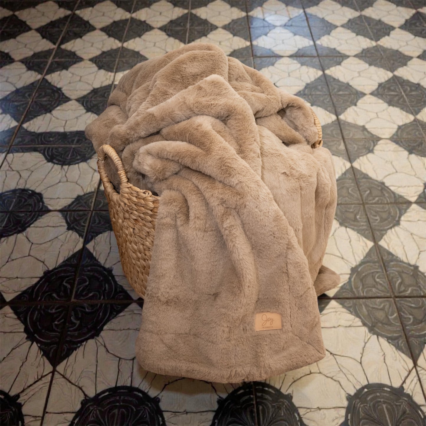 The Joy Luxury Blanket