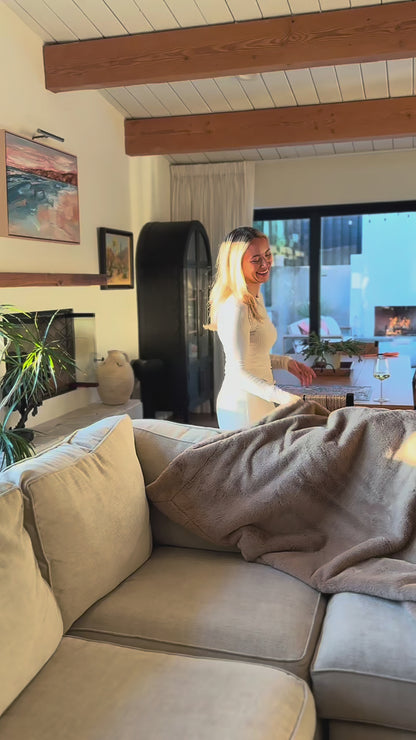 The Joy Luxury Blanket
