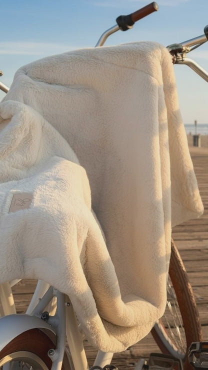 The Joy Luxury Blanket